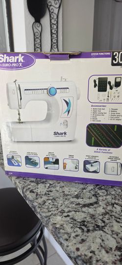 Shark by Euro-Pro Sewing Machine 412N