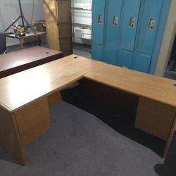 HON L-Shaped Desk 