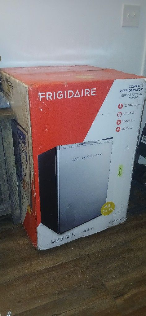 Compact Refrigerator