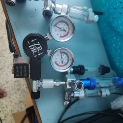 2 Co2 Systems, Regulator For Fish tanks, Cylinder Bottle