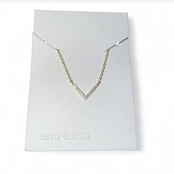 V Necklace 