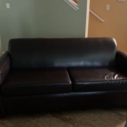 Great Plush Couch In Great Condition 