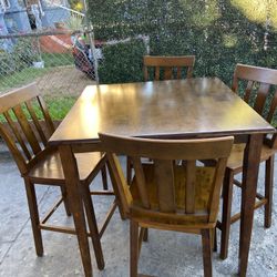 High Dinning Table 