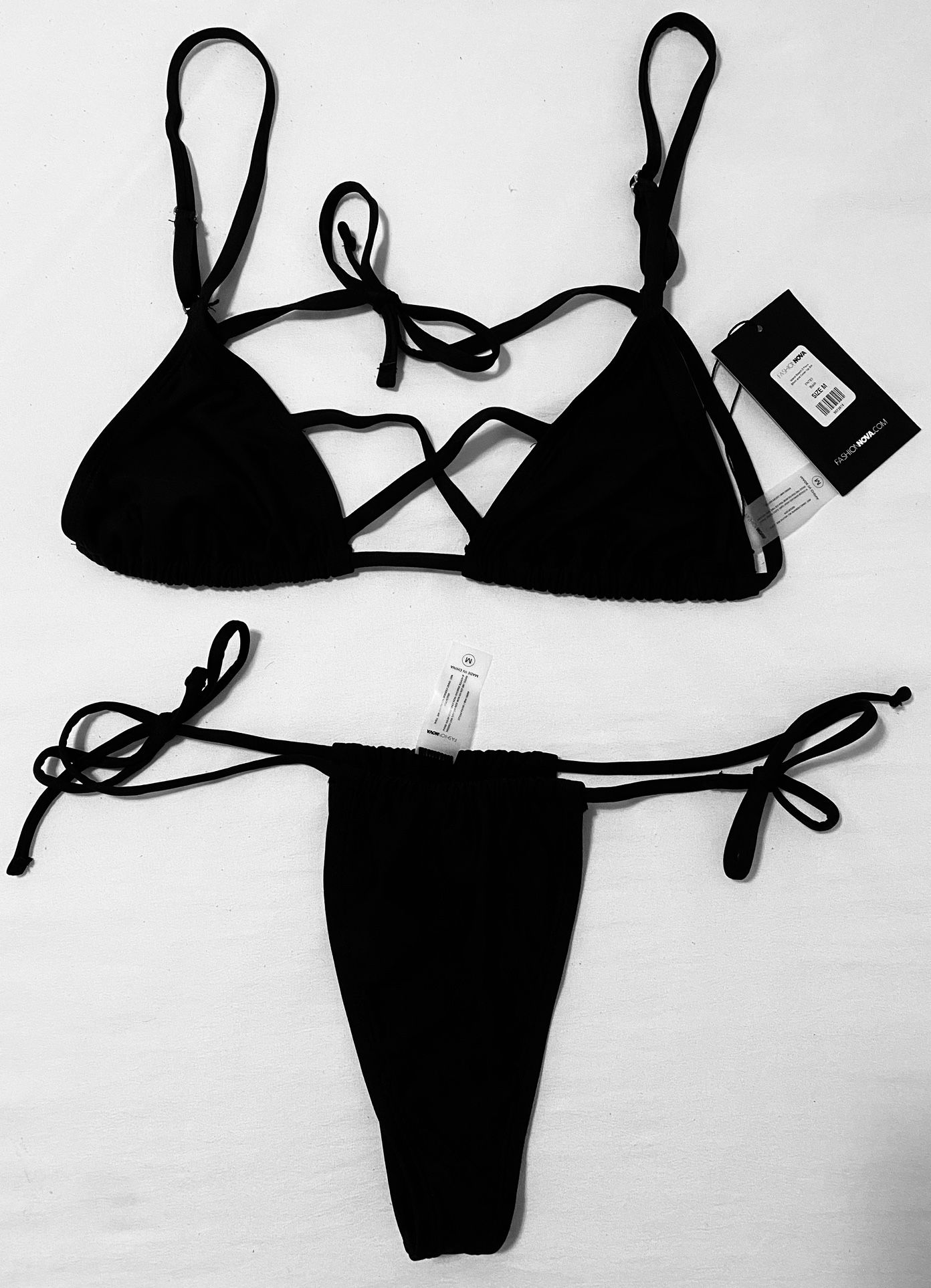 Island Beach 2-Piece Bikini Set - BLACK