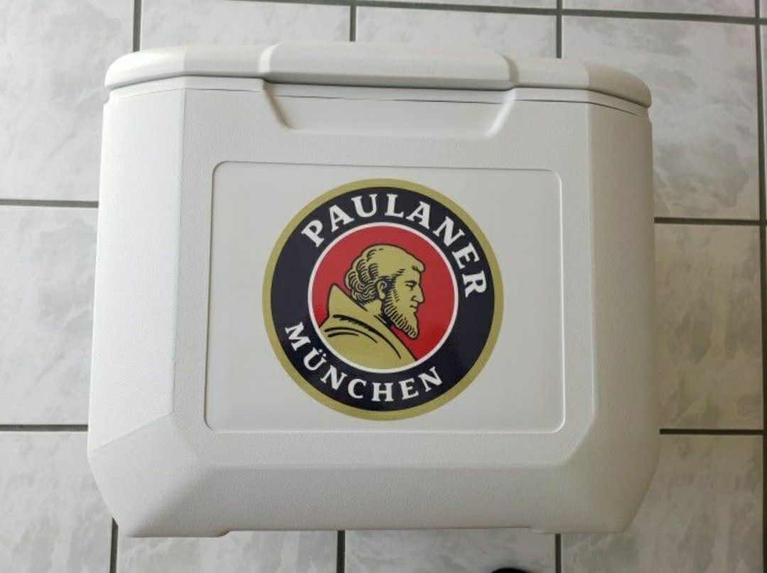 Coleman Rolling Cooler 50 Quart Paulaner Munchen German Lager Beer Limited Promo