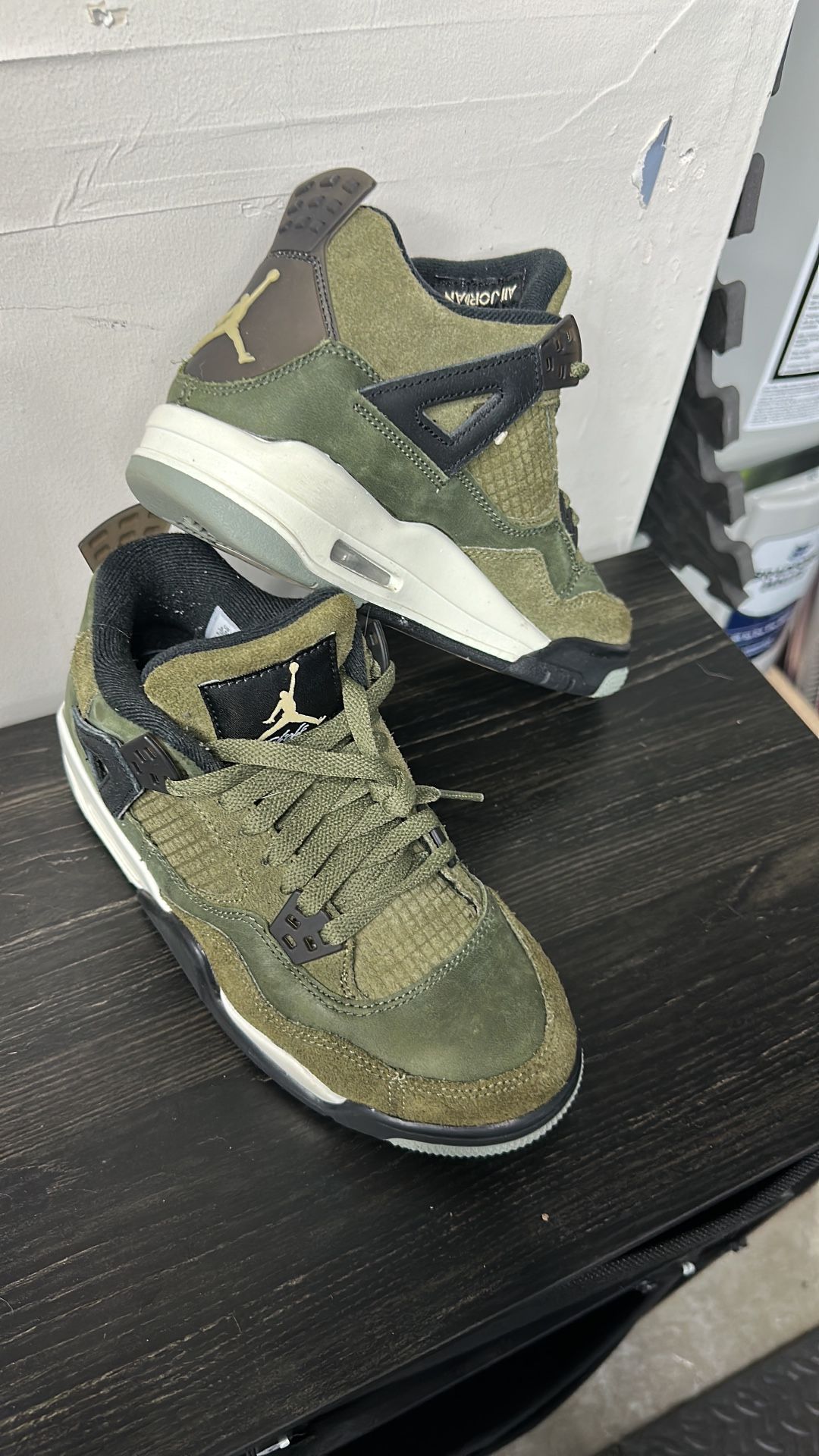 Jordan Retro 4