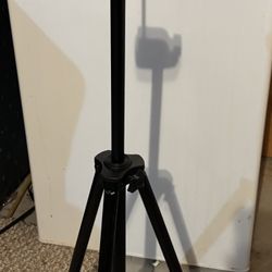 54 Inch Camera/video Tripod. Like New
