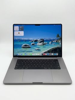 16" MacBook Pro, 32GB of RAM, 1TB SSD