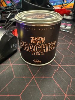 Peaches candle Collab by Palms, Justin Bieber limited edition