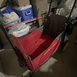 Radio Flyer Foldable Wagon