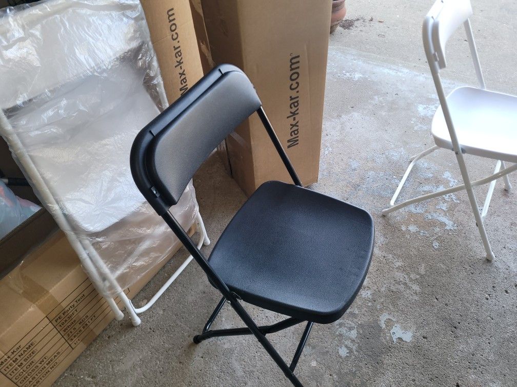 Elevate Your Events with Stylish Folding Chairs WHITE BLACK