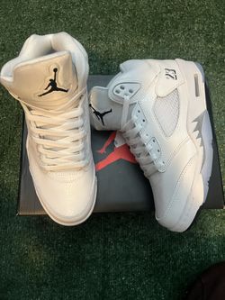 Jordan 5 Retro White Metallic Size 8 (2026)