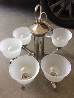 Classic 5 lights chandelier