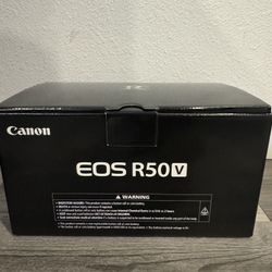 Canon EOS R50V 