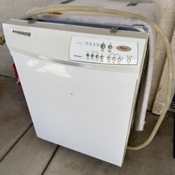 Whirlpool Dishwasher 