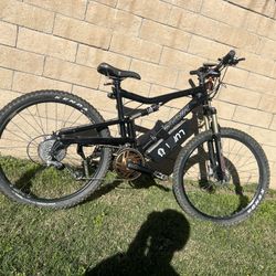 Santa Cruz Electric Dirt Bike