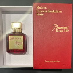 Baccarat Rouge 540 cologne fragrance spray bottle body beauty