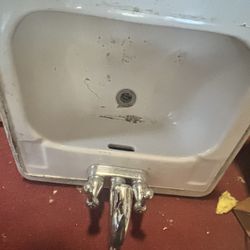 Under Tile Mount Bathroom Sink And Faucet