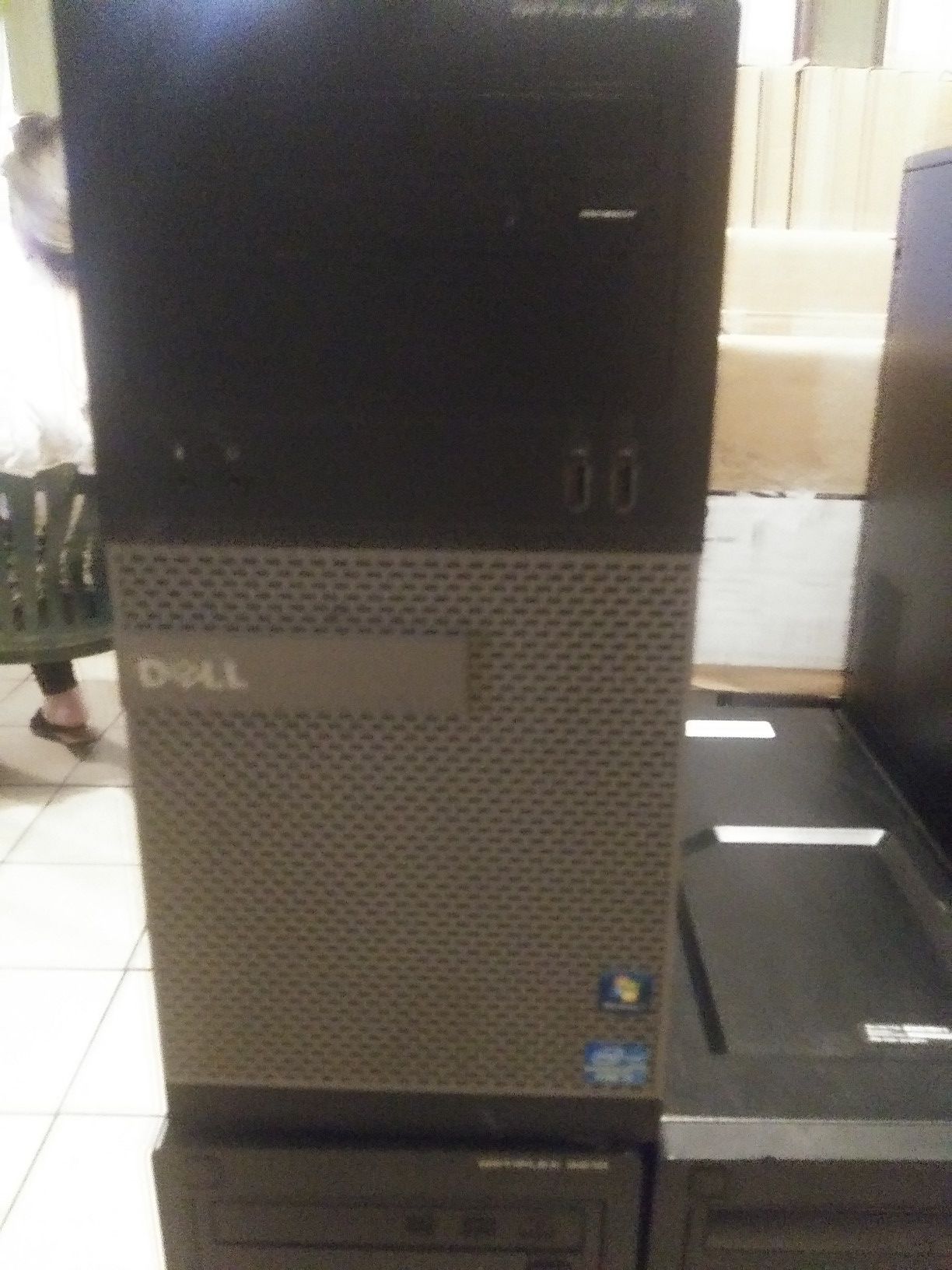 3020 optiplex i5 4th gen 4570 quad core.. 8 g ram