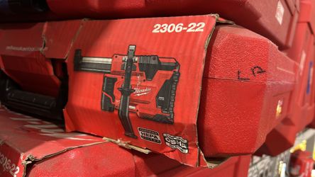 MIKWUAKEE M12 DUST EXTRACTOR TOOL ONLY NEW