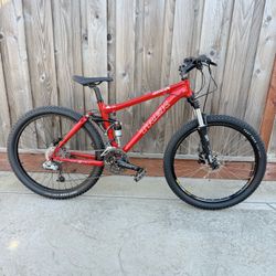 (M)26” Trek Fuel EX 6 Full Suspension Mountain Bike | RockShox | SRAM X7 | Hydraulic Disc Brakes