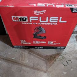 Milwaukee M18 Chop Saw