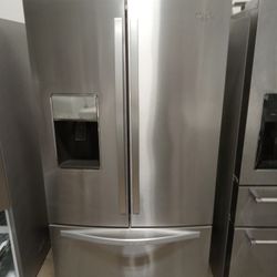 25 Cubic Foot Whirlpool French Door Refrigerator Comes With A Complete 30 Day Warranty And Free Delivery Vancouver Area