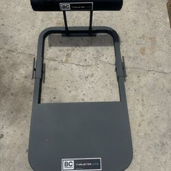 Hip thruster machine