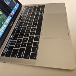 Apple Macbook Pro i5 16gb Ram 256gb SSD Drive 13" Screen 2019