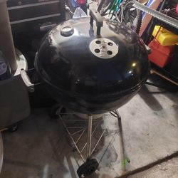Weber Charcoal Grill Premium Model,not Base Mod