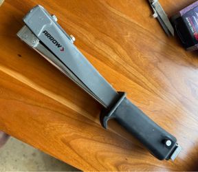 Arrow HT55 Hammer Tacker Stapler