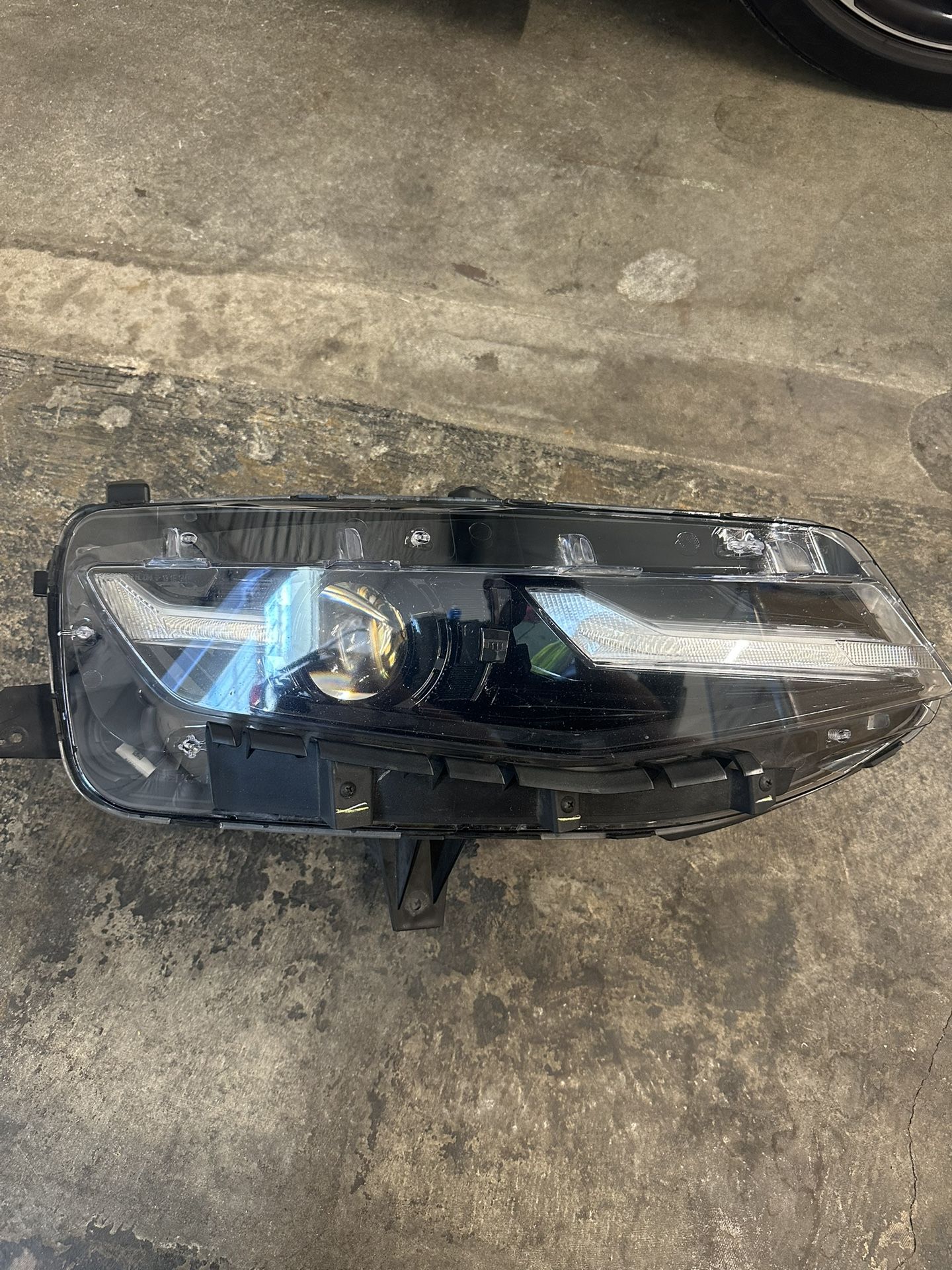 2019 Chevy Camaro Rightside Headlight