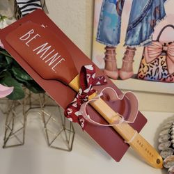 Rae Dunn Set Valentines Day Spatula & Cookie Cutter BE MINE Heart NWT