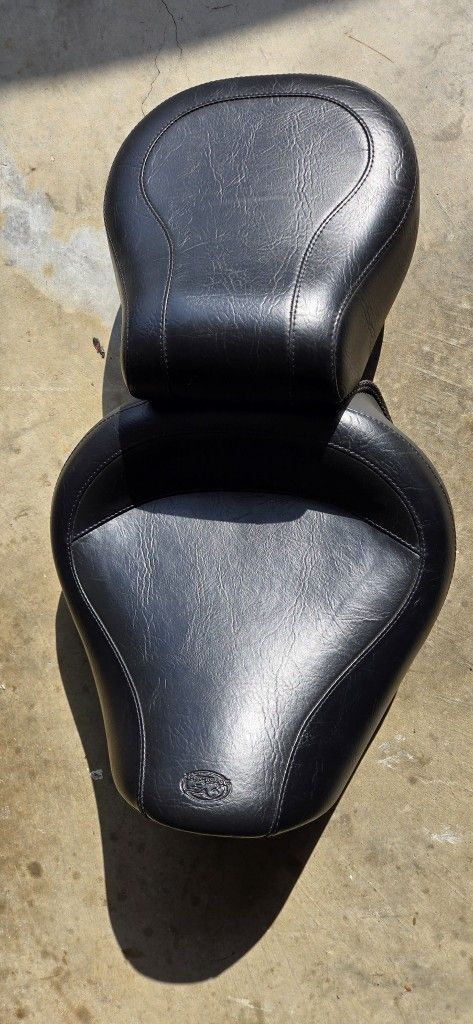 Mustang Seat For Motorcycle 
