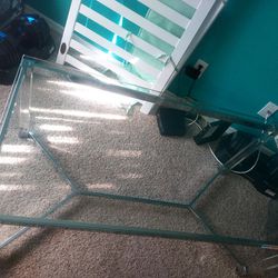 GLASS LIVING ROOM TABLE 