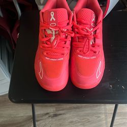 lamelo ball breast cancer shoes size 9 men NEGOTIABLE