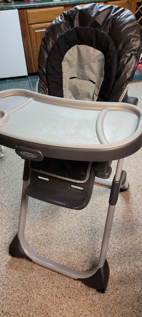 *free* Graco High Chair (Used)