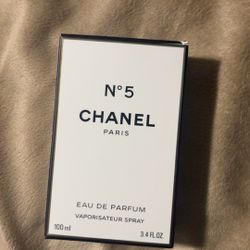 Chanel No 5 