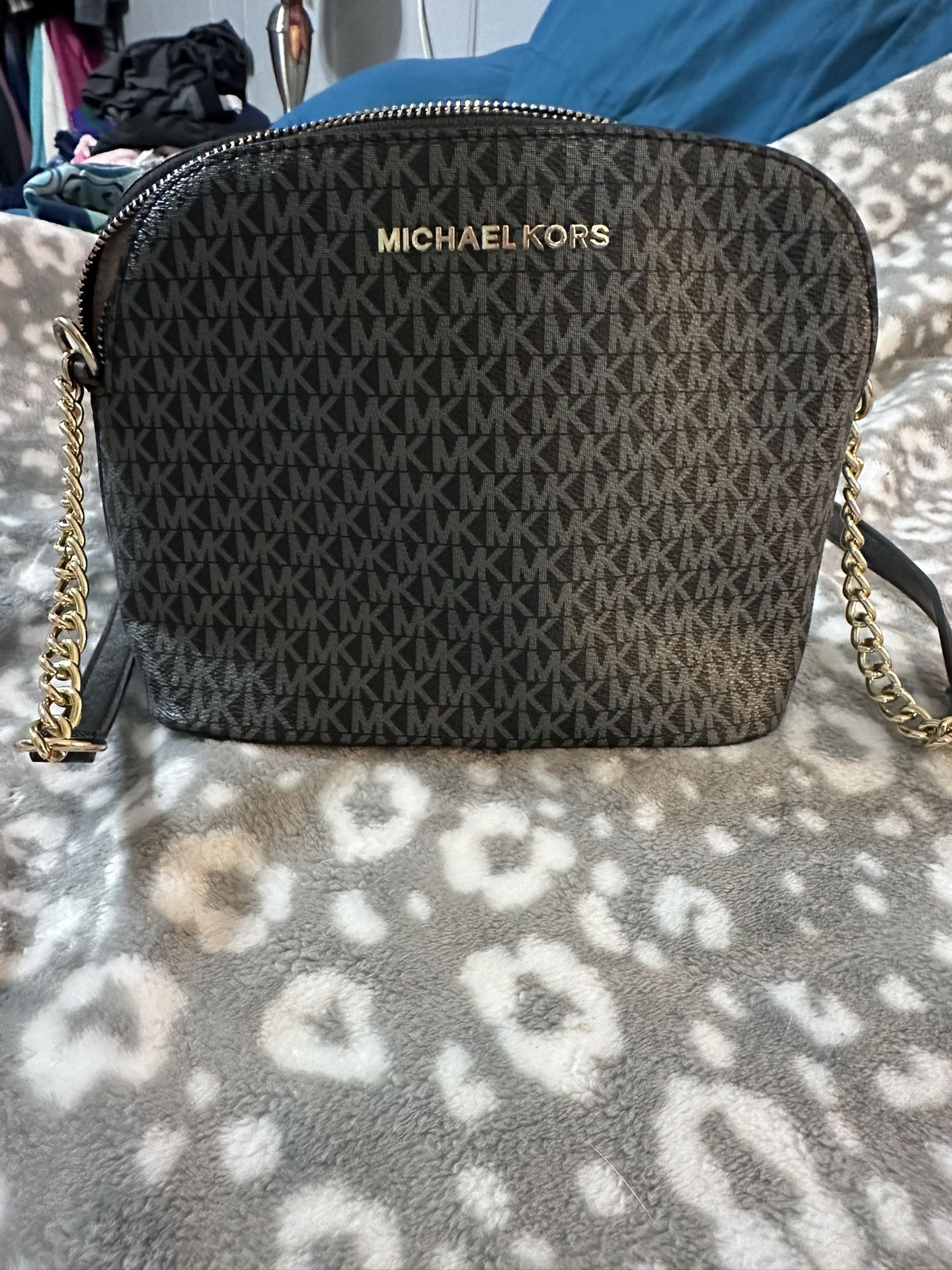 Michael Kors crossbody