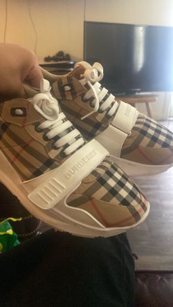 Burberry shoes 10.5