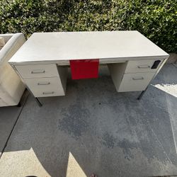 FREE Metal Desk Office Furniture 