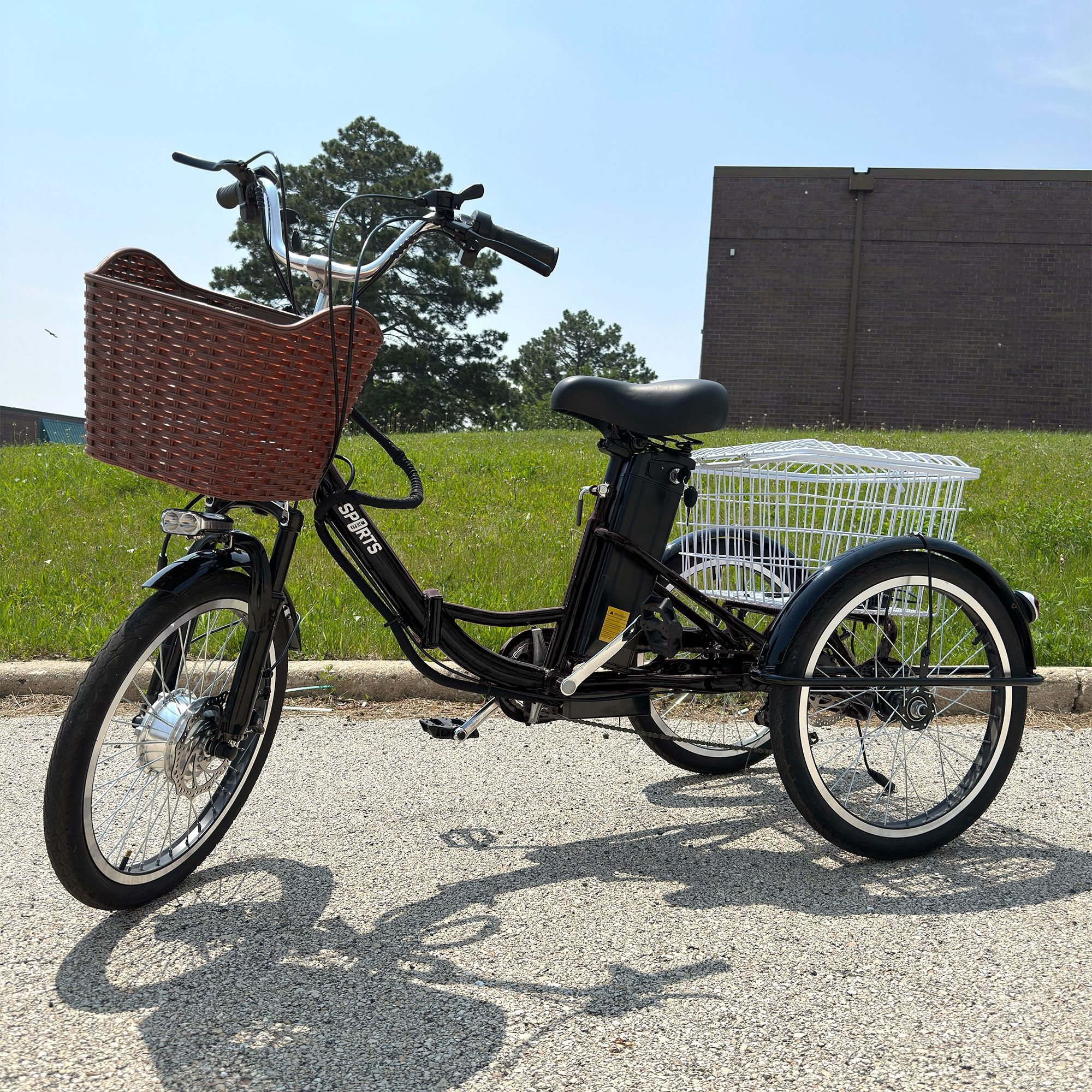 “LIMITED-TIME OFFER” ELECTRIC TRICYCLE FOR ADULTS WITH PEDAL & THROTTLE ASSIST SPEED UP TO 15 MPH *BRAND NEW*