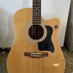 ACOUSTIC GUITAR 