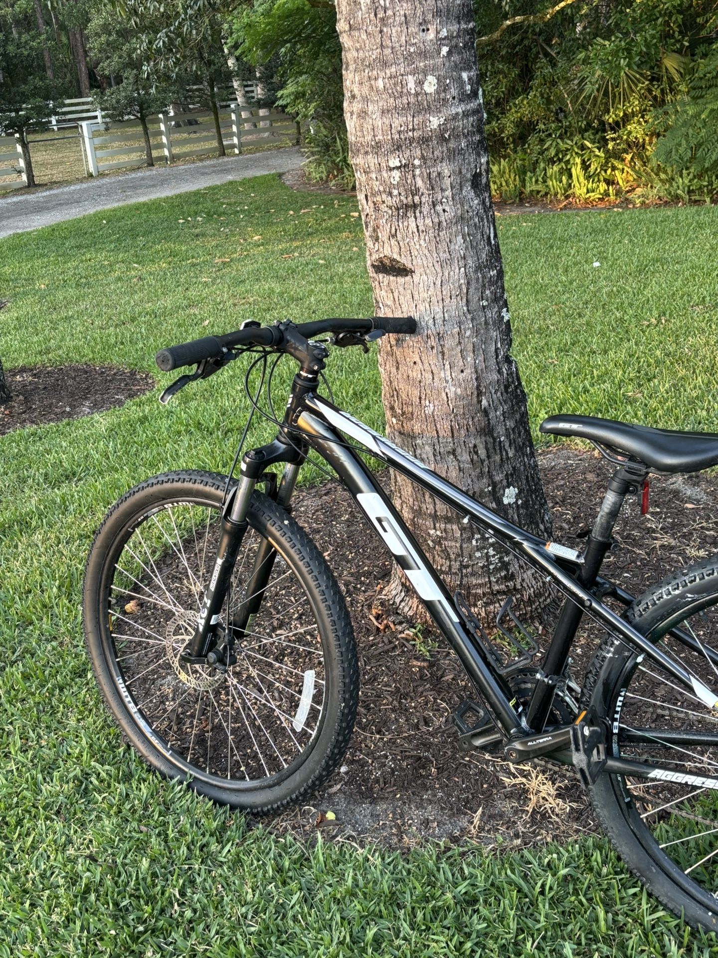 GT Aggressor Mountain Bike