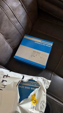 Shimano MT200 hydralic disk brakes