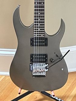 Ibanez RG320 Electric Guitar