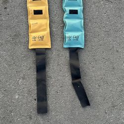 Exercise - Heavy Duty 3 & 4 Pound Ankle Weights in Very Good Condition, by The Cuff.