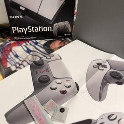 Ps5 box and exclusive accessories
