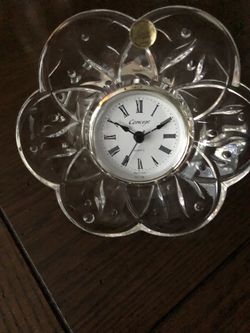 Crystal clock