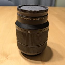 Sony FE 28–70mm f/3.5–5.6 OSS